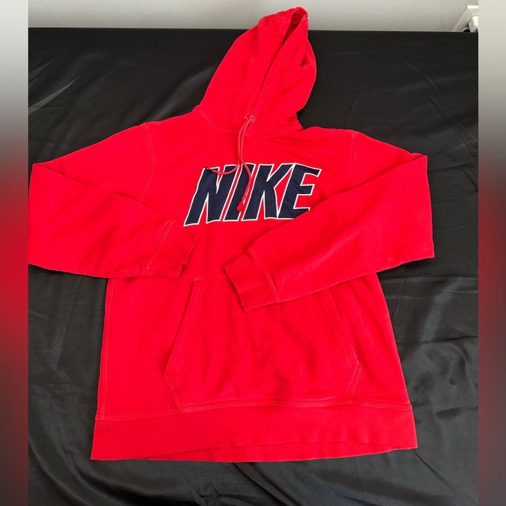 Red vintage Nike Hoodie